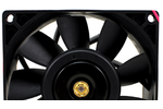 Вентилятор Delta PFB0912DHE / 92х92х38  9238 12V силой тока в 3.72A  и мощностью 44.64W  для большого нагнетания воздуха до 157 м3 в час