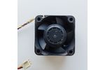Вентилятор Sunon PMD2404PQB1-A 24V 40х40х28 осевой постоянного тока 3.3W 3pin компактный высокоскоростной охлаждающий кулер