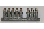 Реле потока SKF / СТХ-310 / BAOTN имеет различное количество присоединительных выходов с разными дозаторами